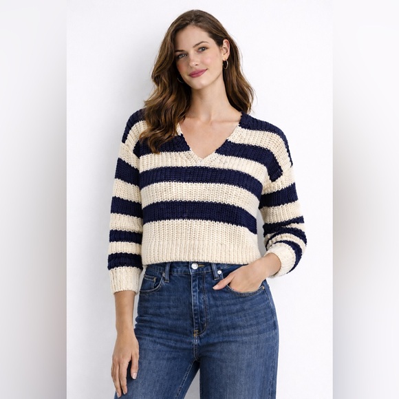J. Crew Sweaters - J. Crew Women's V-Neck Navy Cream Chunky Knit Sweater Nautical Fishermancore S